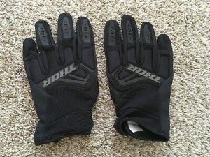 Thor Spectrum Gloves size L
